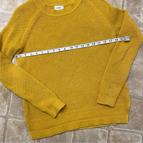 Old Navy | golden yellow sweater - Picture 6 of 7
